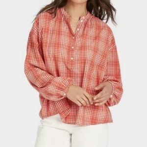 NWOT Universal Thread blouse